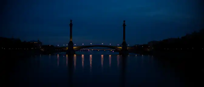 Без триумфальных залпов и марша: Петербург готовится отметить День ВМФ в тишине