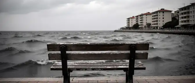 Тревожное утро в Ялте: под прицелом морских дронов оказался крымский курорт