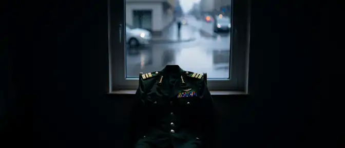 Конец эпохи Сырского: что стоит за громкой отставкой главкома и политическим кризисом в Киеве