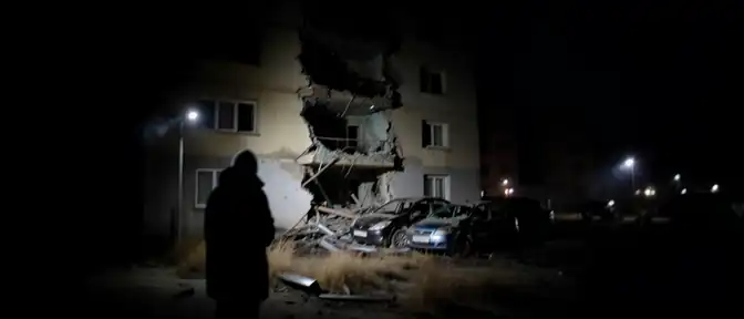 Ночной штурм Севастополя: под ударом дронов оказались жилые кварталы и автомобили