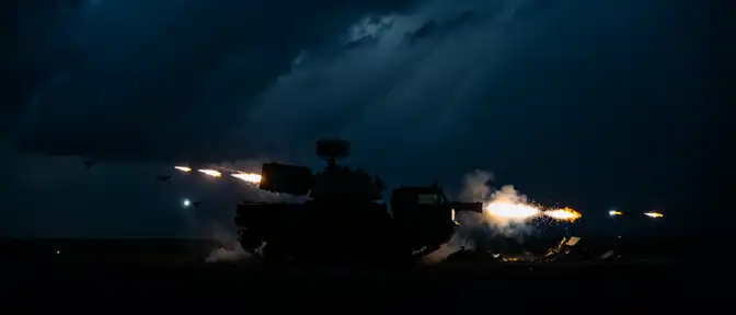 Масштабная ночная атака: российская ПВО отразила массированный налет более чем пятисот дронов