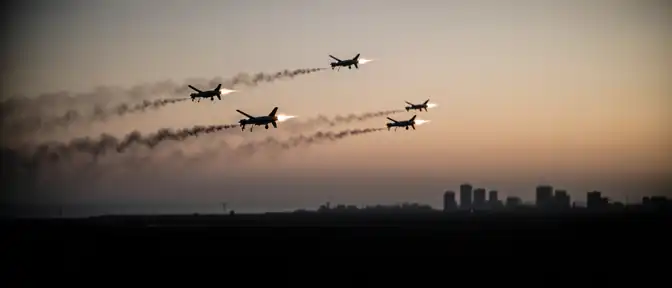 Массированная атака беспилотников: российские системы ПВО уничтожили более 170 целей за двенадцать часов