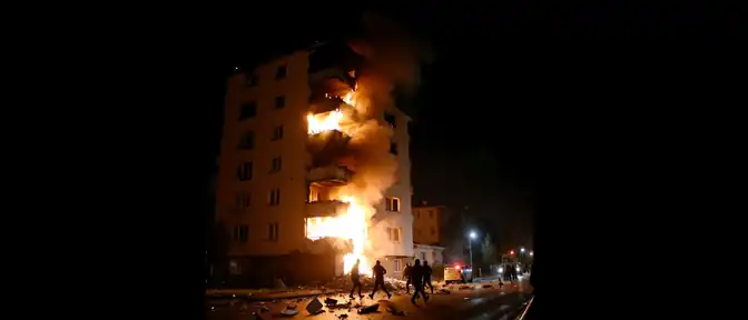 Массированная атака дронов на Подмосковье: последствия падения беспилотников и эвакуация жителей