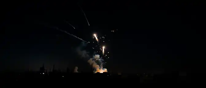 Подразделения ПВО Минобороны России пресекли массированную атаку беспилотников над Тульской областью